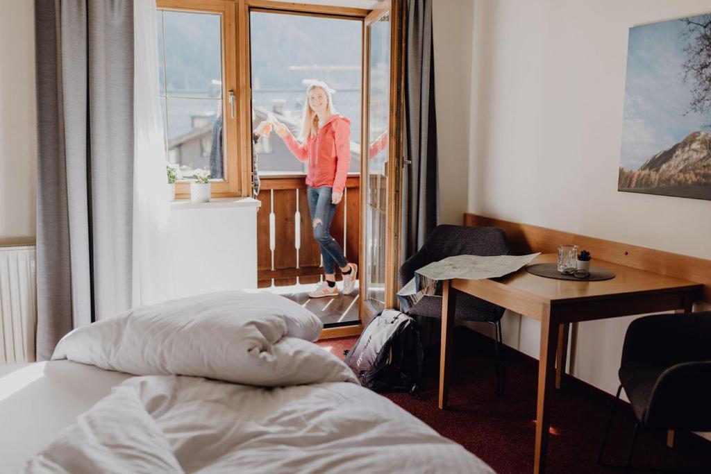 Dorfcafe Unken Hotelpension Swirtshaus Im Dorf Екстер'єр фото